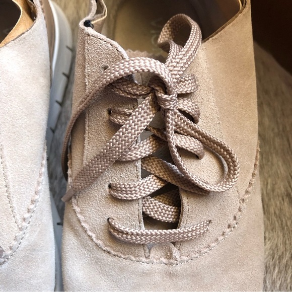 Vionic Taylor tan camel color suede women’s lace up sneaker size 8.5 - Picture 2 of 9